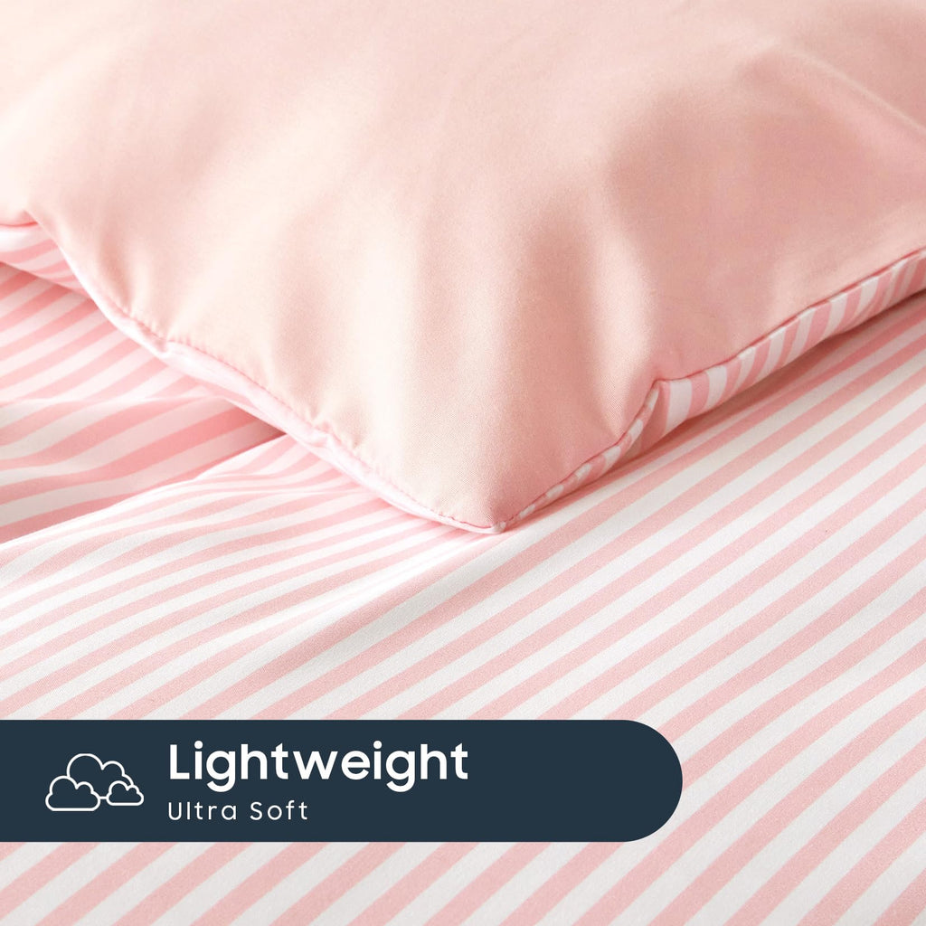 Wake In Cloud - Striped Comforter Set, Ticking Stripe Vertical Pinstripe Neutral Farmhouse Pattern Printed, Soft Lightweight Bedding, 3 Pieces, Blue White, Twin/Twin XL Size
