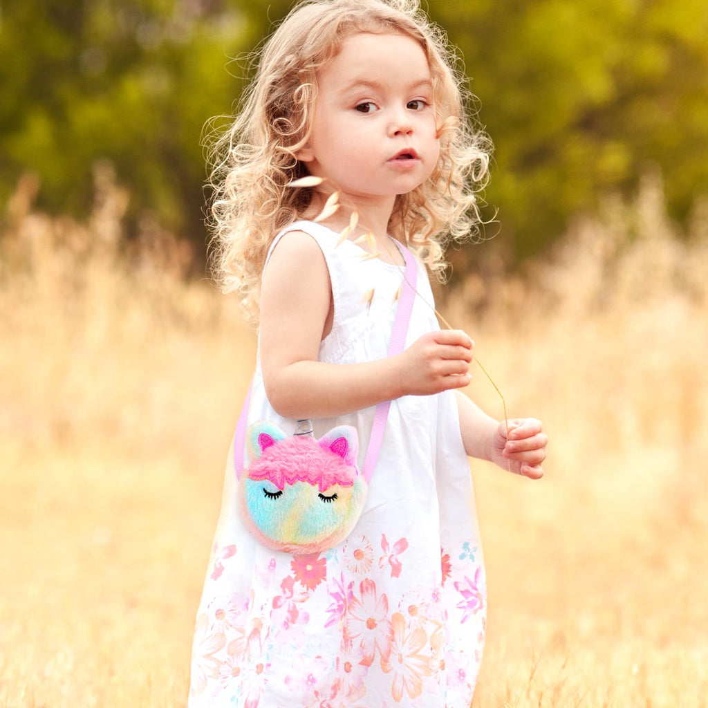 K.T. Fancy 18 Inch American Doll Clothes and Accessories, Doll Travel Suitcase Playset for Girls, Cute Travel Doll Clothes for 18 Inch Girl Doll(Not Include Doll & Shoes), Pink