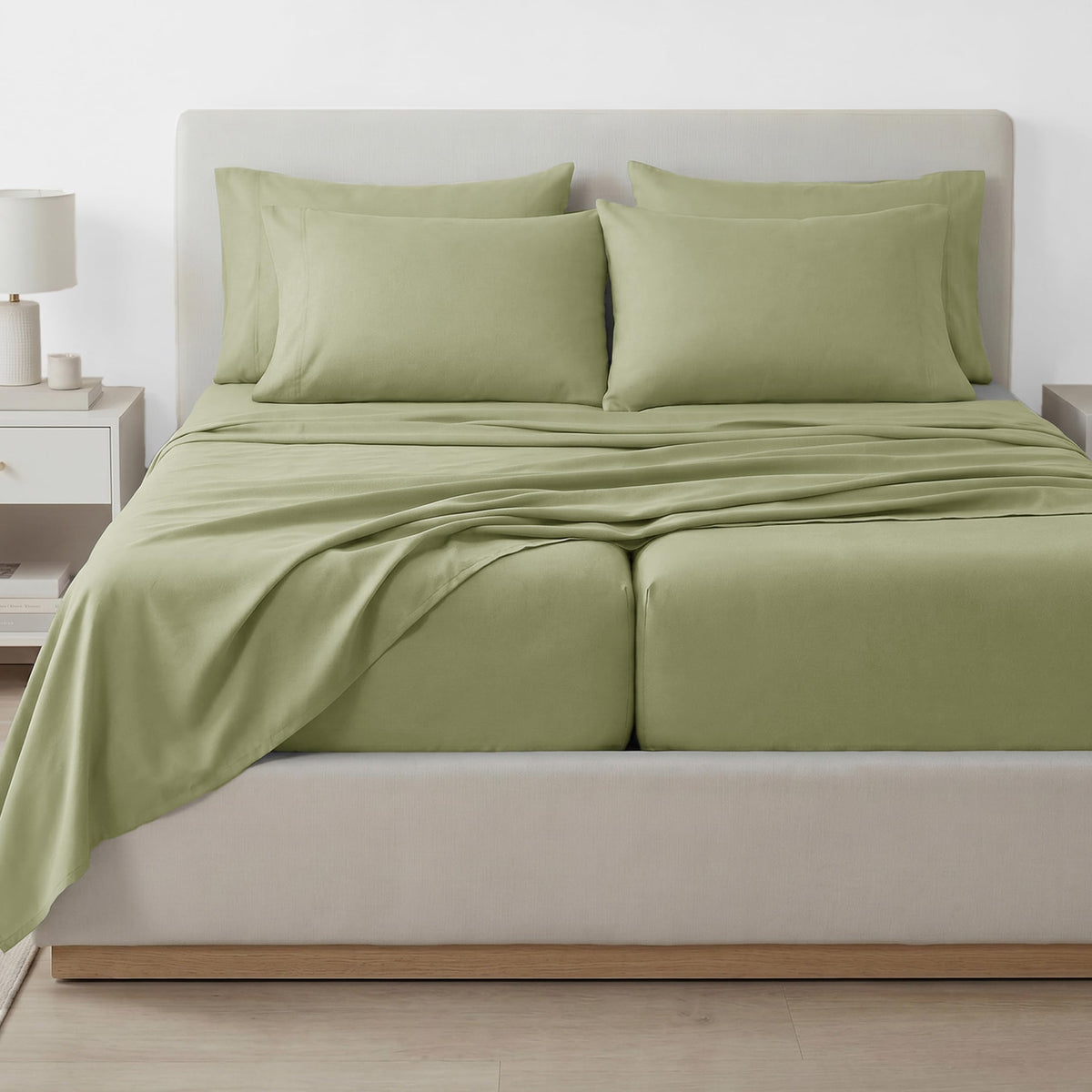 Southshore Fine Living, Inc. 4-Piece, 21-Inch Deep Pocket Twin Sheets Set with Fitted Sheet, Soft Microfiber, Oversized Flat Sheet, 2 Pillow Cases Standard Size, Hotel Collection Twin Bed White Sheets
