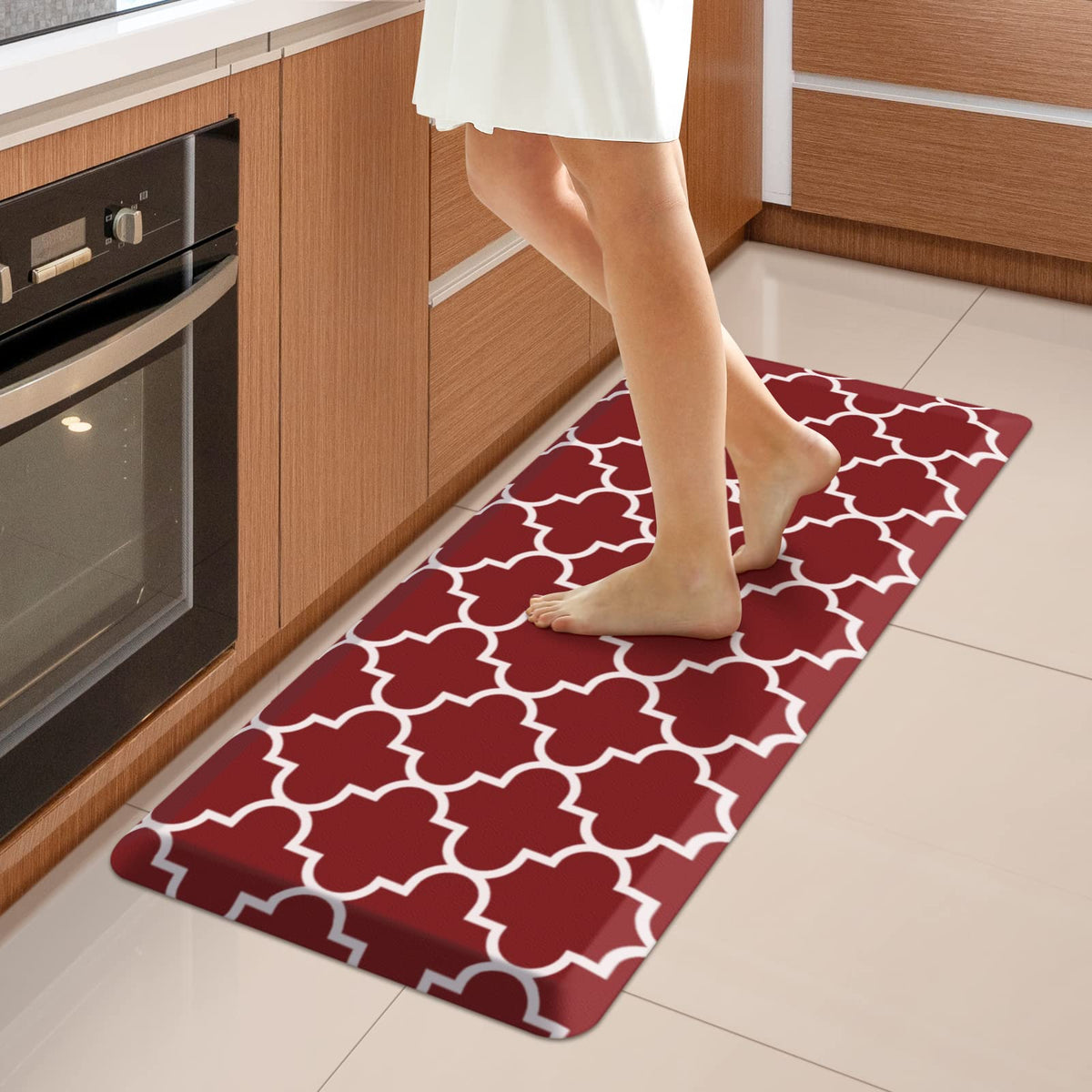 WISELIFE Anti-Fatigue Cushioned Kitchen Mat / Rug ,17.3"x 28",Non Slip Heavy Duty PVC Ergonomic Waterproof Comfort Rugs for Floor Home, Office, Sink, Laundry,Black