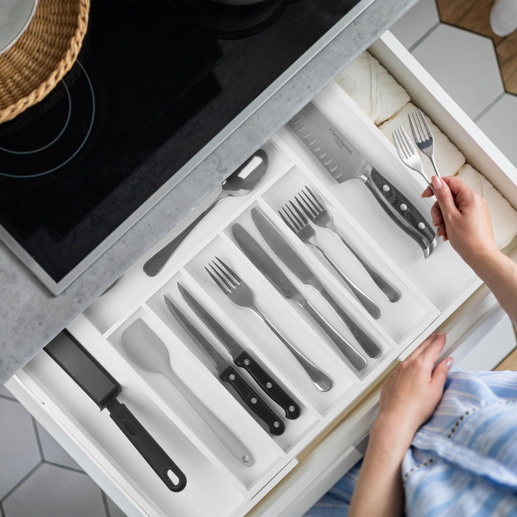 Expandable Acacia Kitchen Drawer Organizer for Cutlery and Utensils, Adjustable Acacia Wood Cutlery Tray in Drawer for Flatware and Silverware in Kitchen