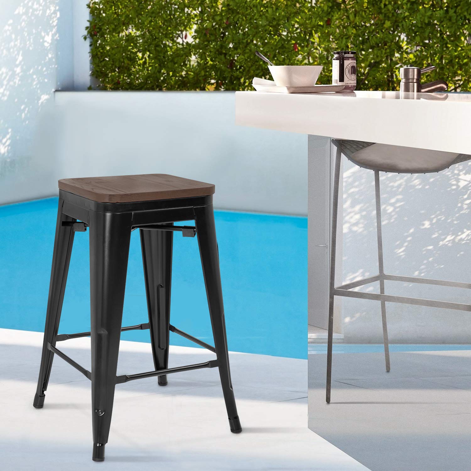 FDW Metal Bar Stools Set of 4 Counter Height Bar Stools 24 Inches Industrial Bar Chairs Patio Stool Stackable Backless Stool Indoor Outdoor Metal Kitchen Stools Bar Chairs (Black, 24")