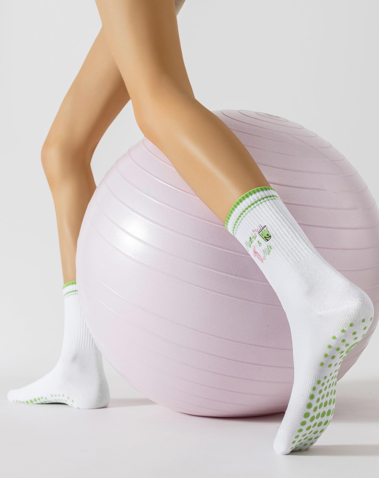 Yawlsow Pilates Grip Socks for Women Yoga Grippy Socks Cute Barre Non Skid Athletic Crew Sticky Sock Workout Hospital