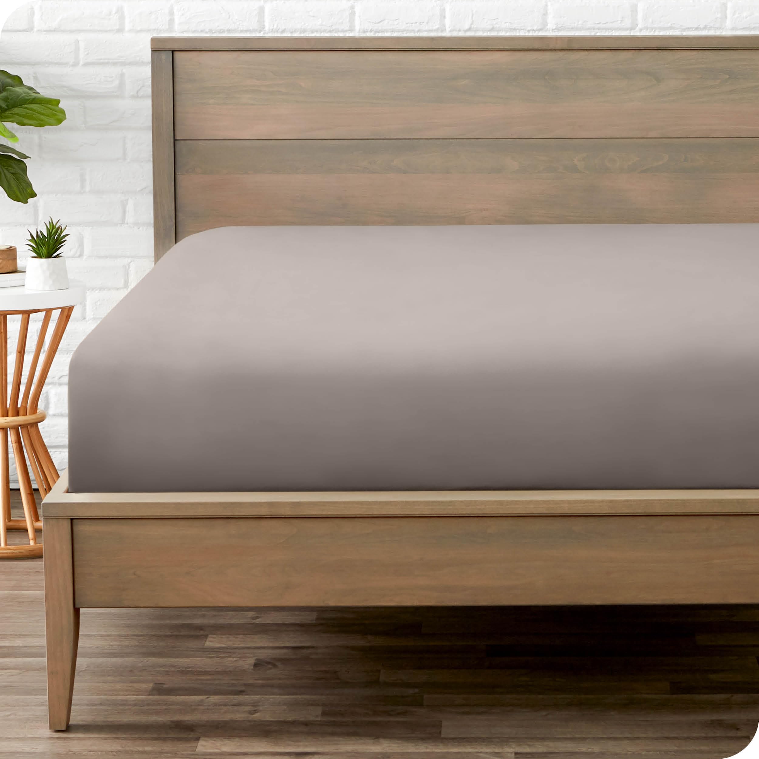 Bare Home Fitted Bottom Sheet Twin Size - Premium 1800 Ultra-Soft - Hotel Luxury - Deep Pocket - Durable and Long Lasting (Twin, White)