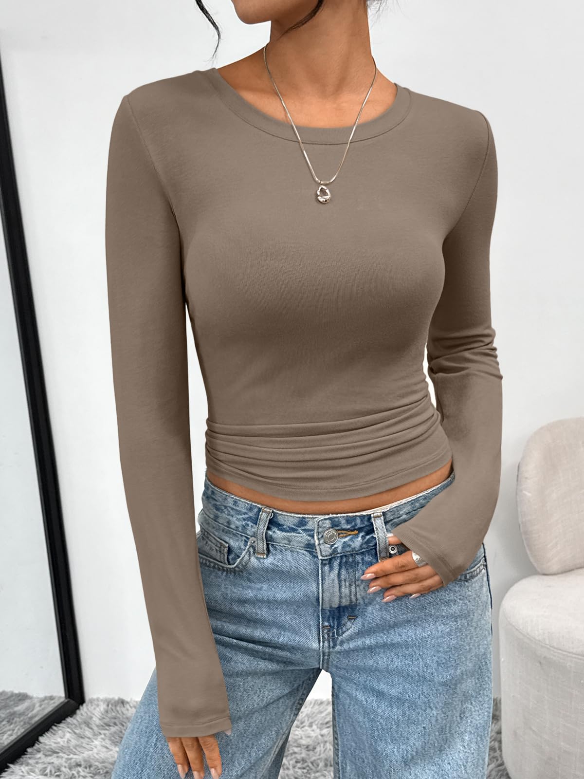 Trendy Queen Womens Long Sleeve T-Shirts Basic Crop Tops 2026 Spring Fashion Outfits Going Out Winter Clothes