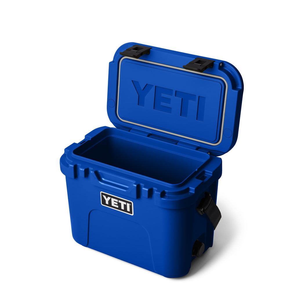 YETI Roadie 15 Hard Cooler with DoubleDuty Shoulder Strap
