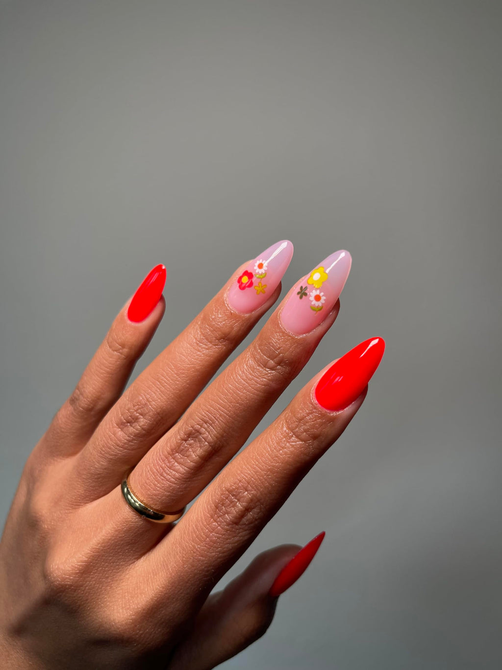 Deco Beauty 90s Baby - Super Thin & Easy-to-Apply Nail Art with The Cutest Designs - Durable & Long-Lasting Nail Art Stickers and Decals for Women, for DIY at-Home Manicures & Salon-Quality Nails