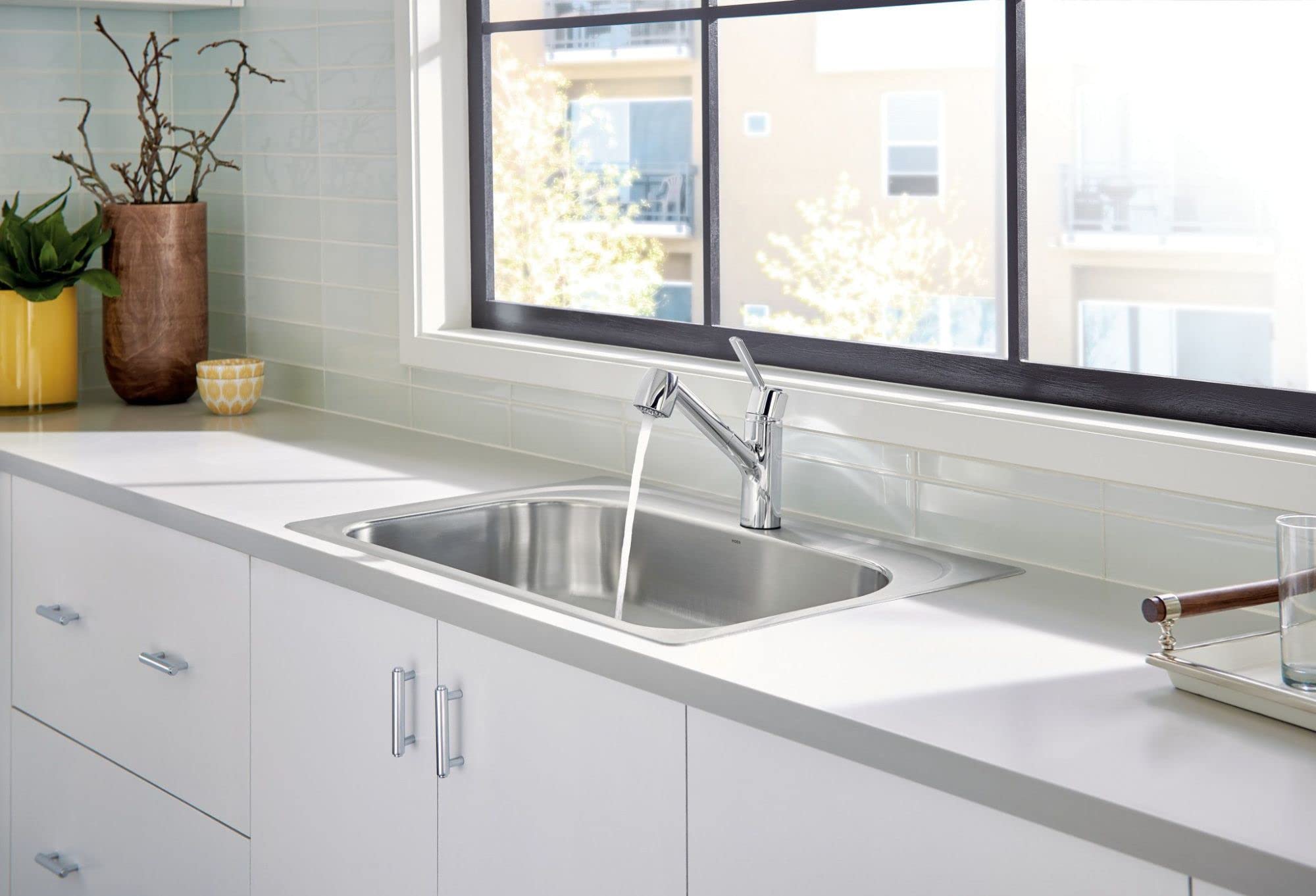 Moen Chrome Method One-Handle Pullout Modern Kitchen Faucet with Power Clean, 7585C