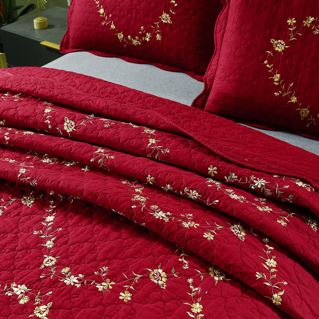 vctops 3-Piece Floral Embroidered Bedspread Coverlet Set Twin Size 100% Cotton Reversible Patchwork 1 Quilt and 2 Pillow Shams (Flower,Twin)