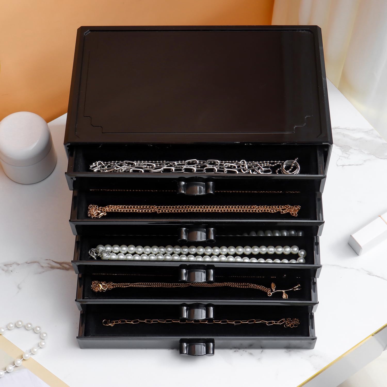 YUFONG Necklace Holder Organizer, Dustproof Necklace Box Velvet Necklace Organizer Box with Lid Clear Acrylic Dustproof Stackable Jewelry Displays for Necklaces Chain Display (Beige, 3 Drawer)