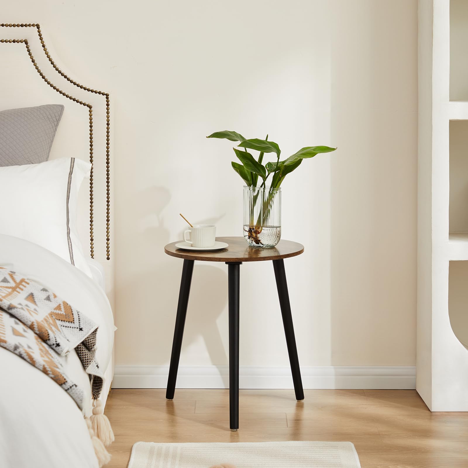 Apicizon Black Round Side Table, Black End Table Bedside Table Nursery with Wood Legs, Nightstand for Living Room, Bedroom, 16.5 x 20.5 Inches