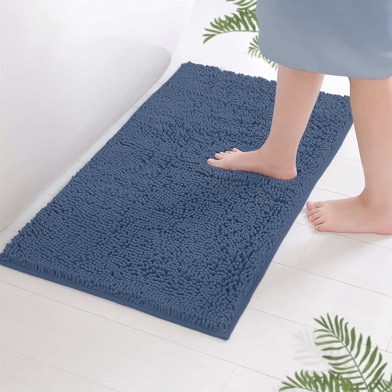 LuxUrux Bath Mat, Extra-Soft Plush Non-Slip Bathroom Rug, Luxury Chenille Microfiber Material, Super Absorbent Shaggy Bath Rug. Machine Wash & Dry (17 x 24 inches, Warm Grey)