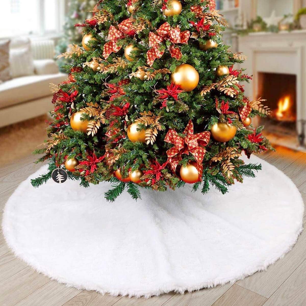 YEAHOME Valentines Day Decorations for Tree Skirt, 36" Love Heart Pattern Tree Skirts for Valentines Day Decor, Double-Sided St Patricks Day Clover Tree Skirt for Holiday Party Decorations