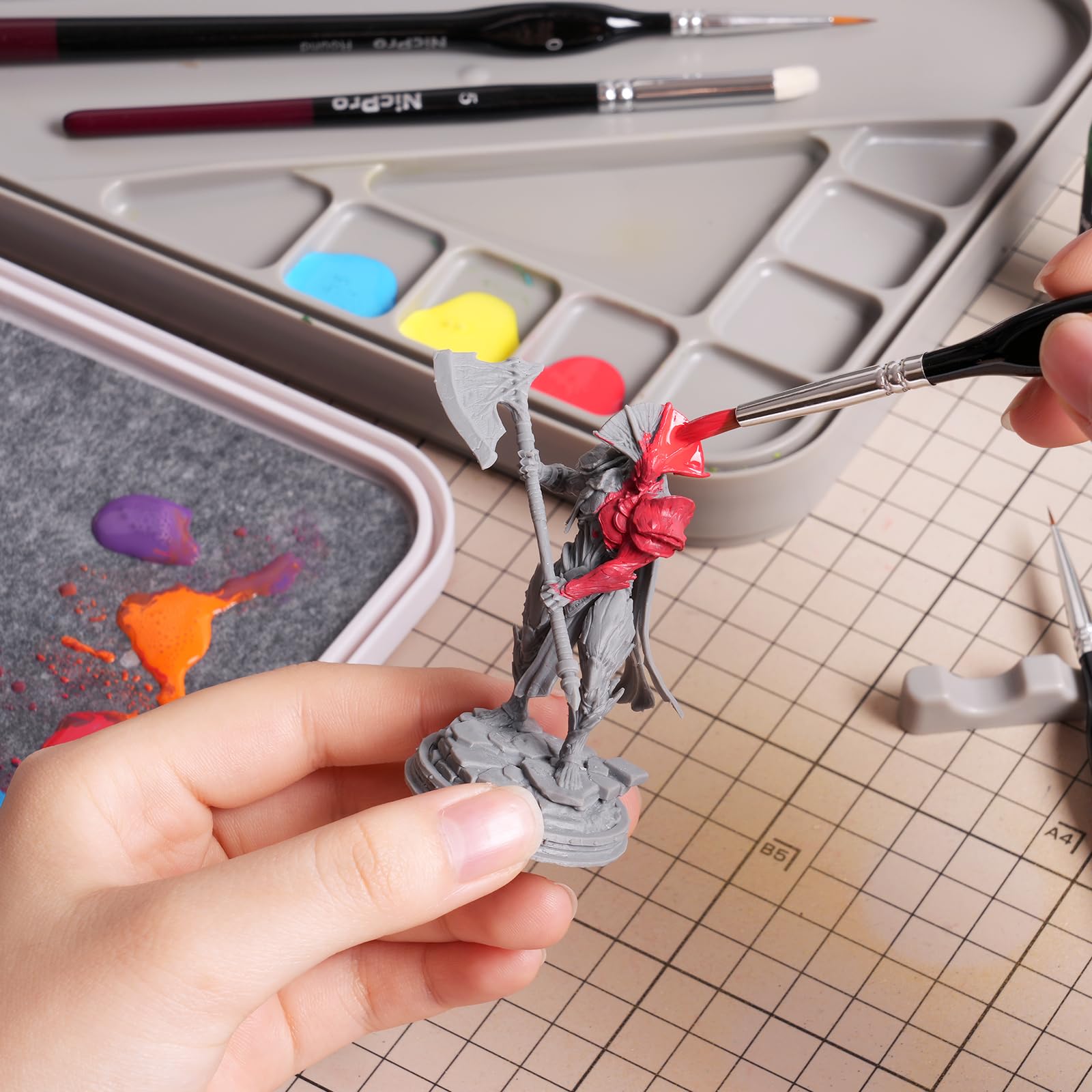 Nicpro Stay Wet Palette for Acrylic Miniature Painting Kit, Paint Tray Palettes with 100PCS Pallet Paper, 4PCS Sponge, Brush Holder Mixing Paint Saver Palette for Miniature Model Paint