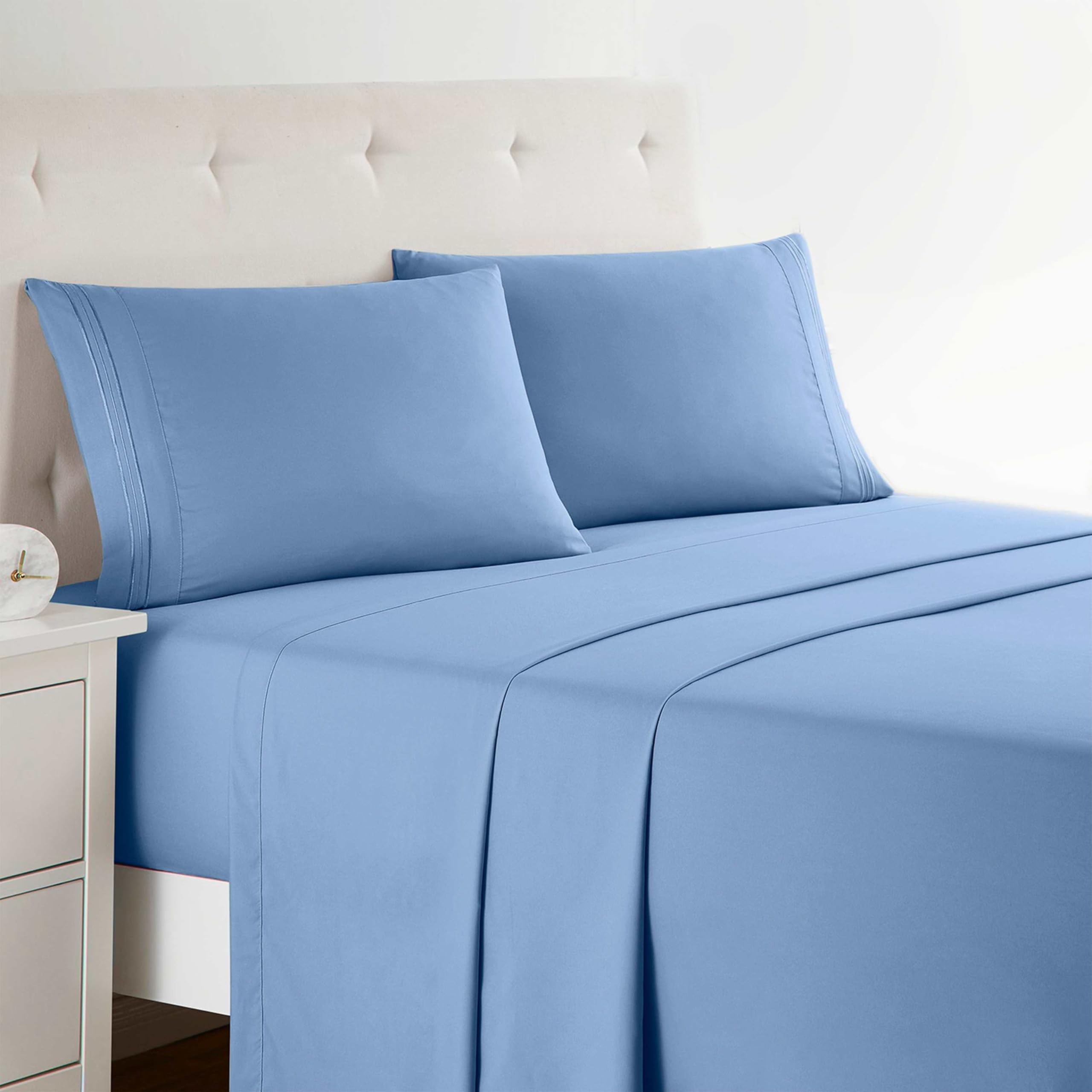 Clara Clark Bed Sheets, Premier 1800 Series 4 Piece Bed Sheet Set, Deep Pocket, Wrinkle, Fade, Stain Resistant, Luxury Soft Bedding Sheets & Pillowcases, Twin, Beach Blue