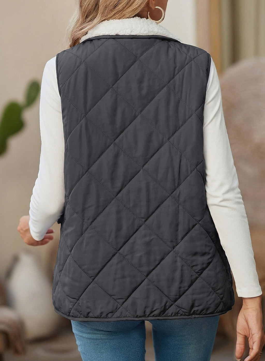 SHEWIN Women Puffer Vest Casual Stand Collar Sleeveless Puffer Jacket Warm Winter Reversible Zip Up Outerwear with Pockets