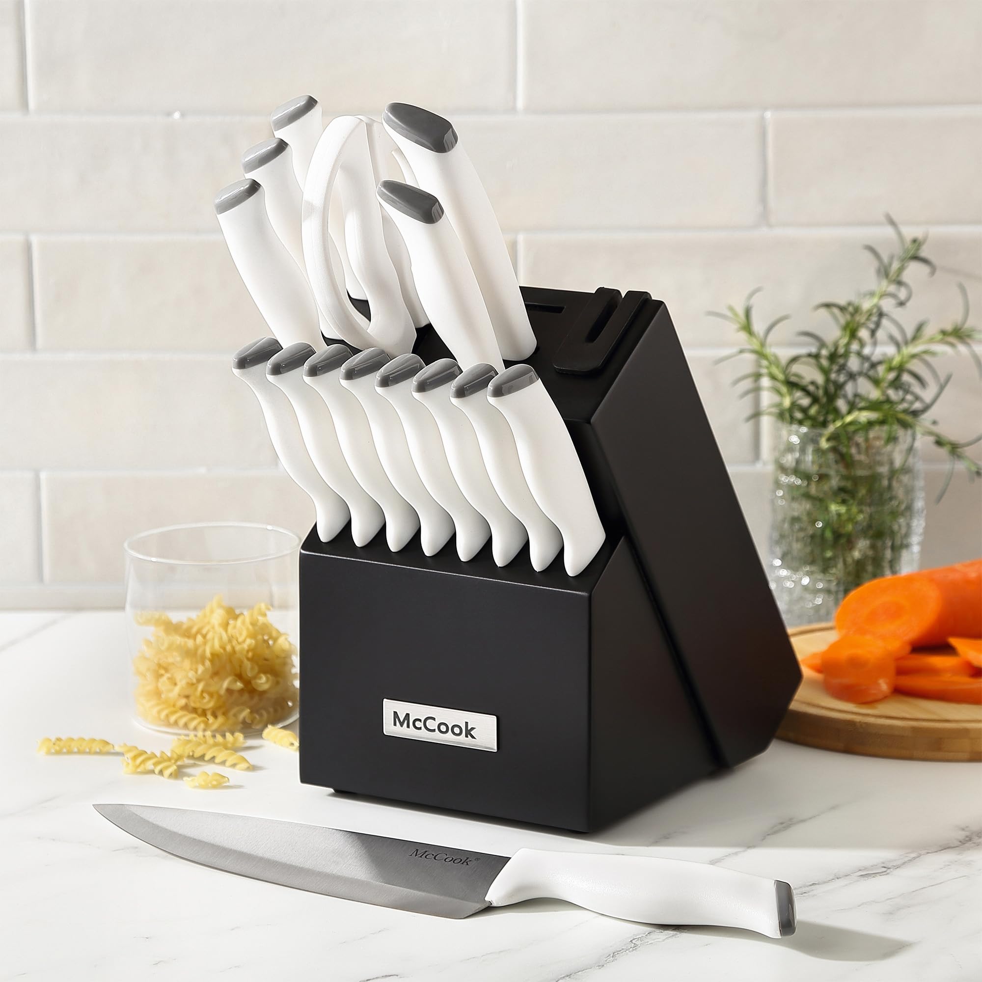 McCook® Knife Sets,German Stainless Steel Kitchen Knife Block Set with Built-in Sharpener, 20-Piece Razor-Sharp Kitchen Knives, Forged Triple Rivet,Full Tang,Ergonomic Handle,Elegant Box for Gift