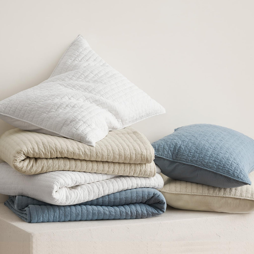EVERGRACE Cotton Border Frame Tack-Stitch Quilt Bedding Set Queen Size, Coastal Oversized 3 Pieces Lightweight Bedspread Coverlet for All Season, with 2 Matching Shams, Blue Linen