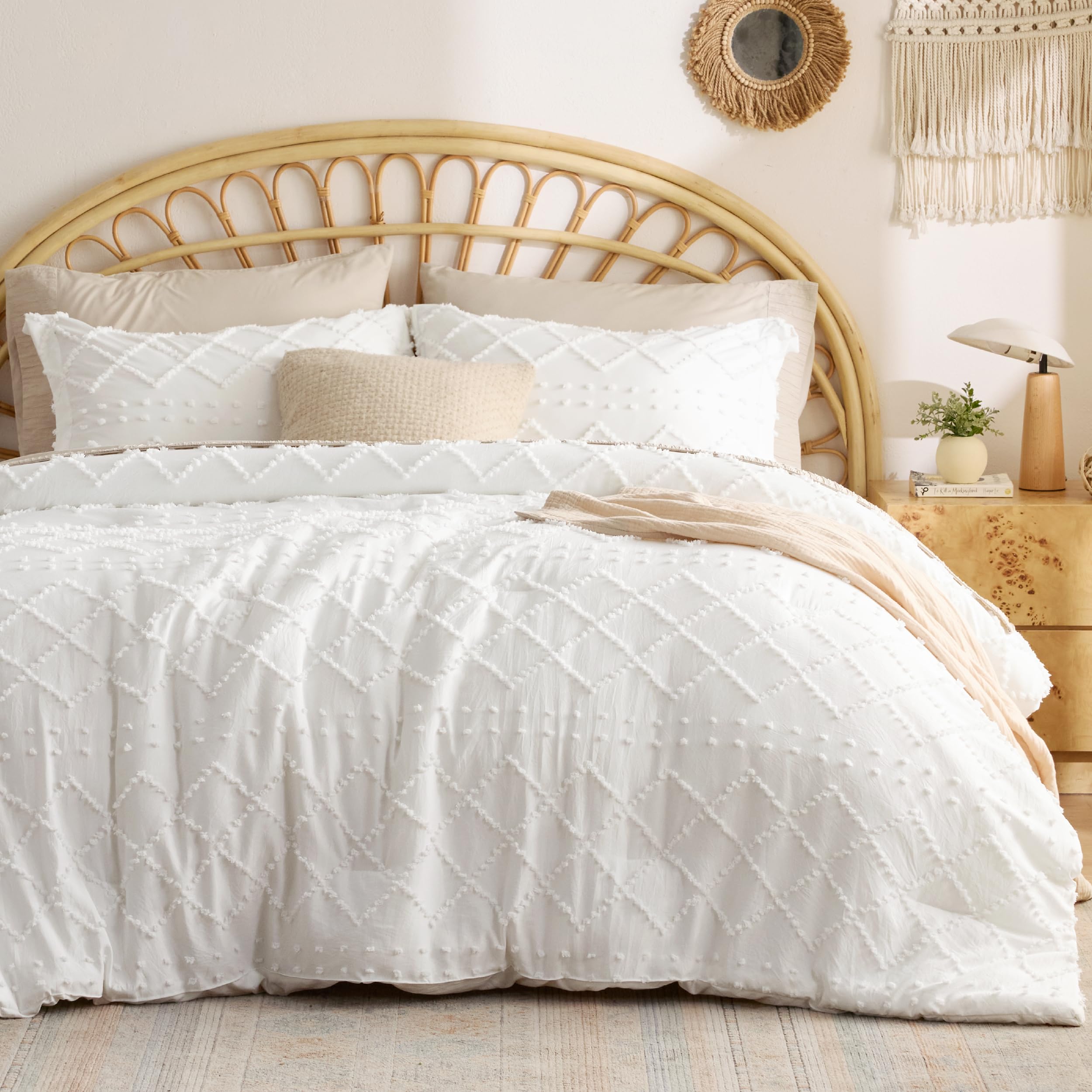 Bedsure Twin Comforter Set - White Boho Twin Comforter, Distressed Vintage Dorm Bedding Set for Kids, 2 Pieces Modern Farmhouse-Style Bed Set, Includes 1 Pillow Sham