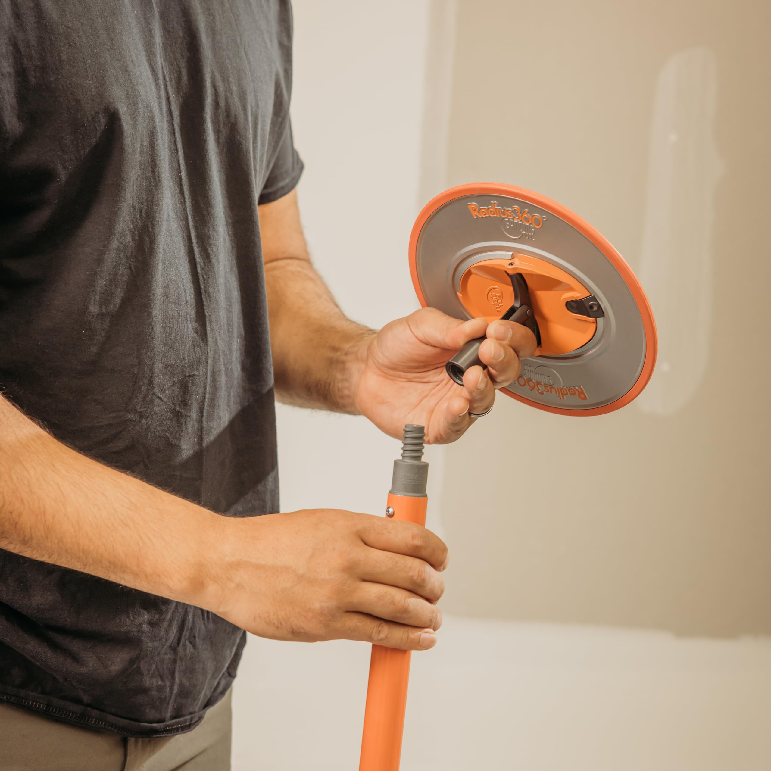 Full Circle International Inc. R360 Radius360 Sanding Tool with Interchangeable Center Hub 9-Inch Round
