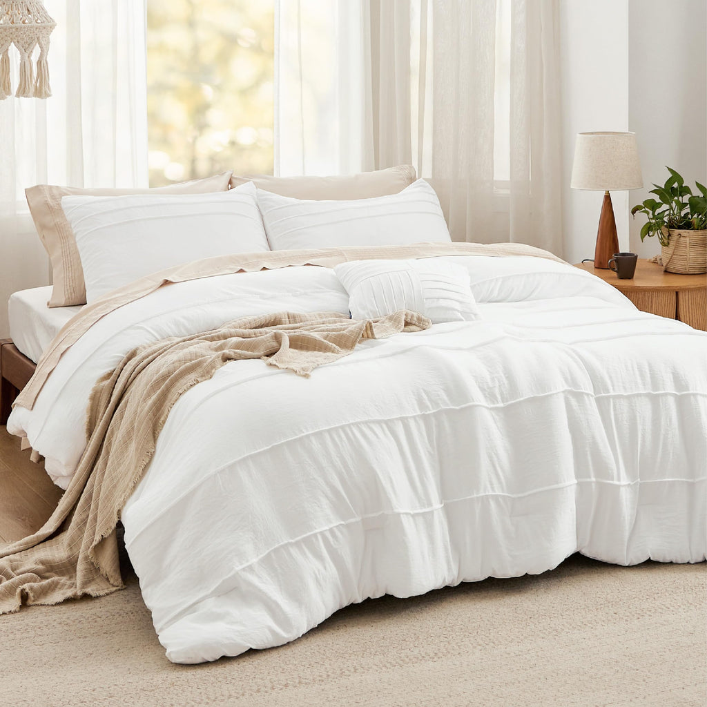 Bedsure Twin Comforter Set - 3 Pieces Pinch Pleat Bed Set, Beige Boho Bedding for All Season, 1 Soft Comforter, 1 Pillowcase, 1 Decorative Pillow