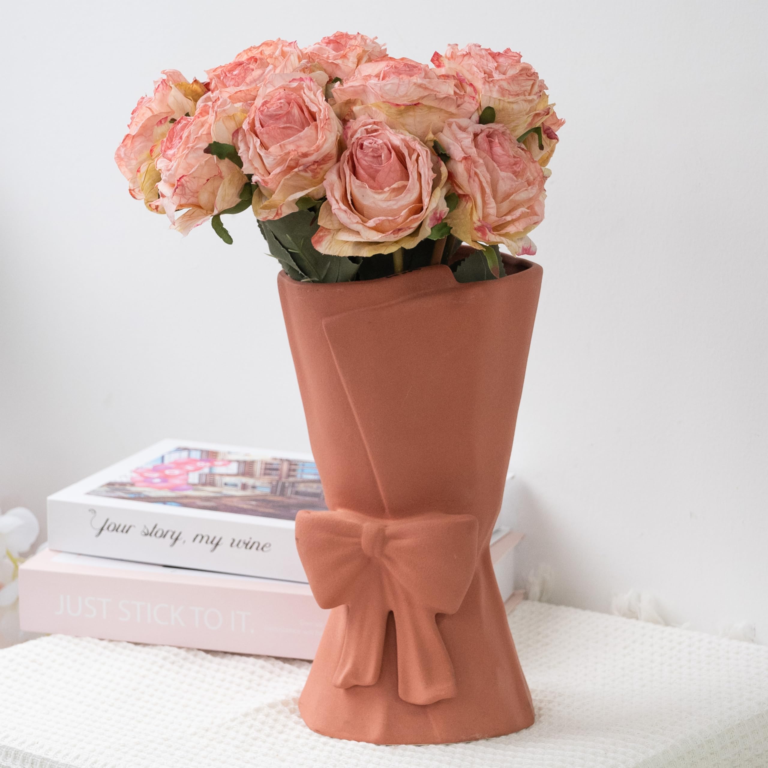 Relexome Beige Ceramic Bow Vase 9.64 in Unique Cute Modern Decorative Bouquet Flower Vases for Home Living Room Table Decor Women Girl Gifts