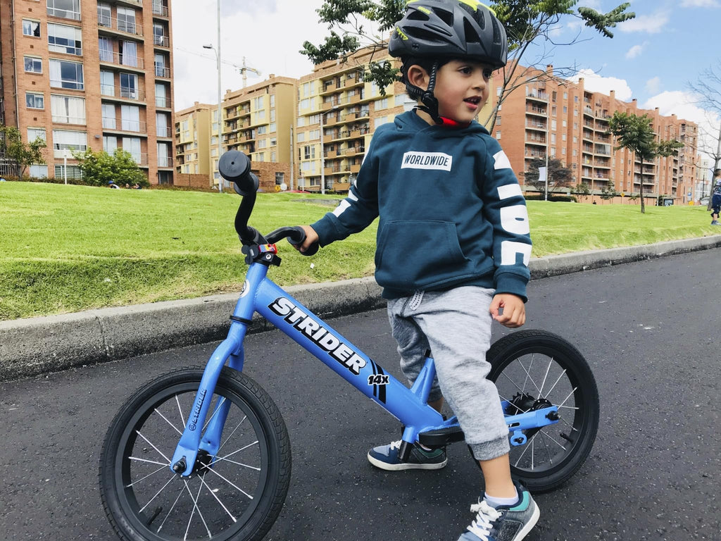 Strider 14x Classic, Balance Bike for Kids 3 to 6 Years - Includes Kid Sized Grips, Padded Seat, Performance Footrest, All-Purpose Tires-Easy Assembly, Tool-Free Adjustments
