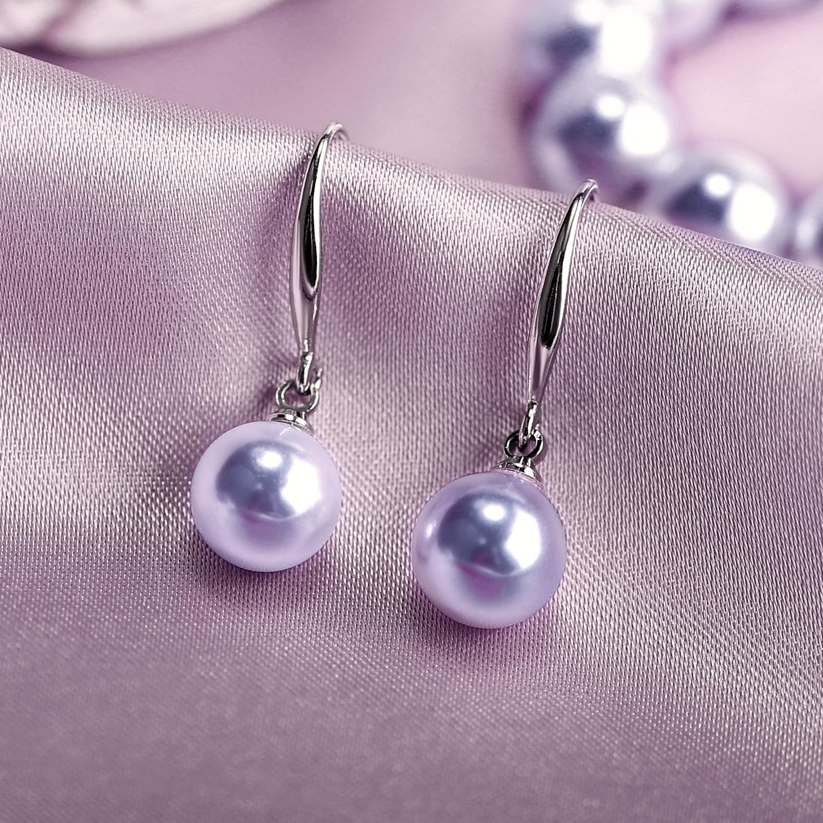 AOOVOO Pearl Necklace Set for Women, 8mm Round Shell Pearl Includes Stunning Bracelet and Dangle Earrings 3 Piece Jewelry, Birthday Christmas Gift for Mom Wife Sister Best Friend, Gift Box