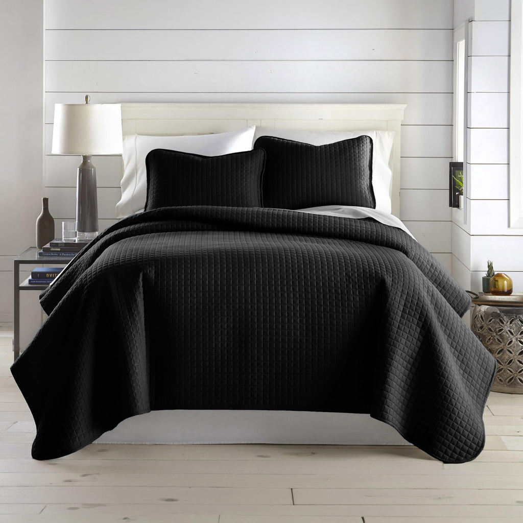 Southshore Fine Living, Inc. XL Twin Quilt Set, Microfiber Quilted Bedspread, White Bedding Twin Coverlet w/Pillow Sham, Pet Hair Resistant Bedding Coverlet Set, Quilted Coverlet, Bright White Quilt