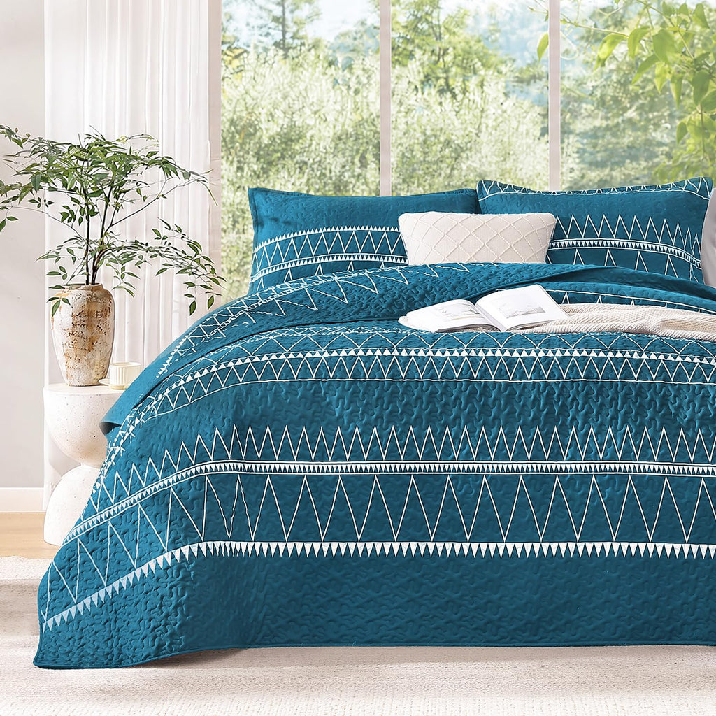 Andency Twin Quilt Set Grey, 2 Pieces Boho Lightweight Soft Striped Bedspread for All Season (68"x86"), Gray Printed Bohemian Polyester Reversible Coverlet Comoforter Sets