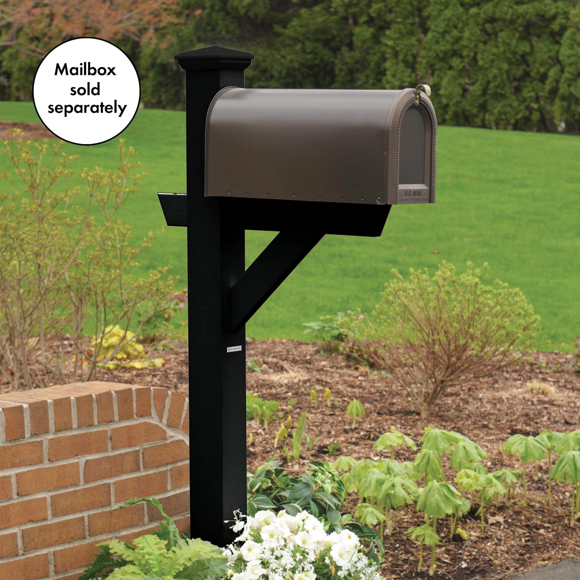 Highwood AD-MLBX1-BKE Hazelton Mailbox Post, Black