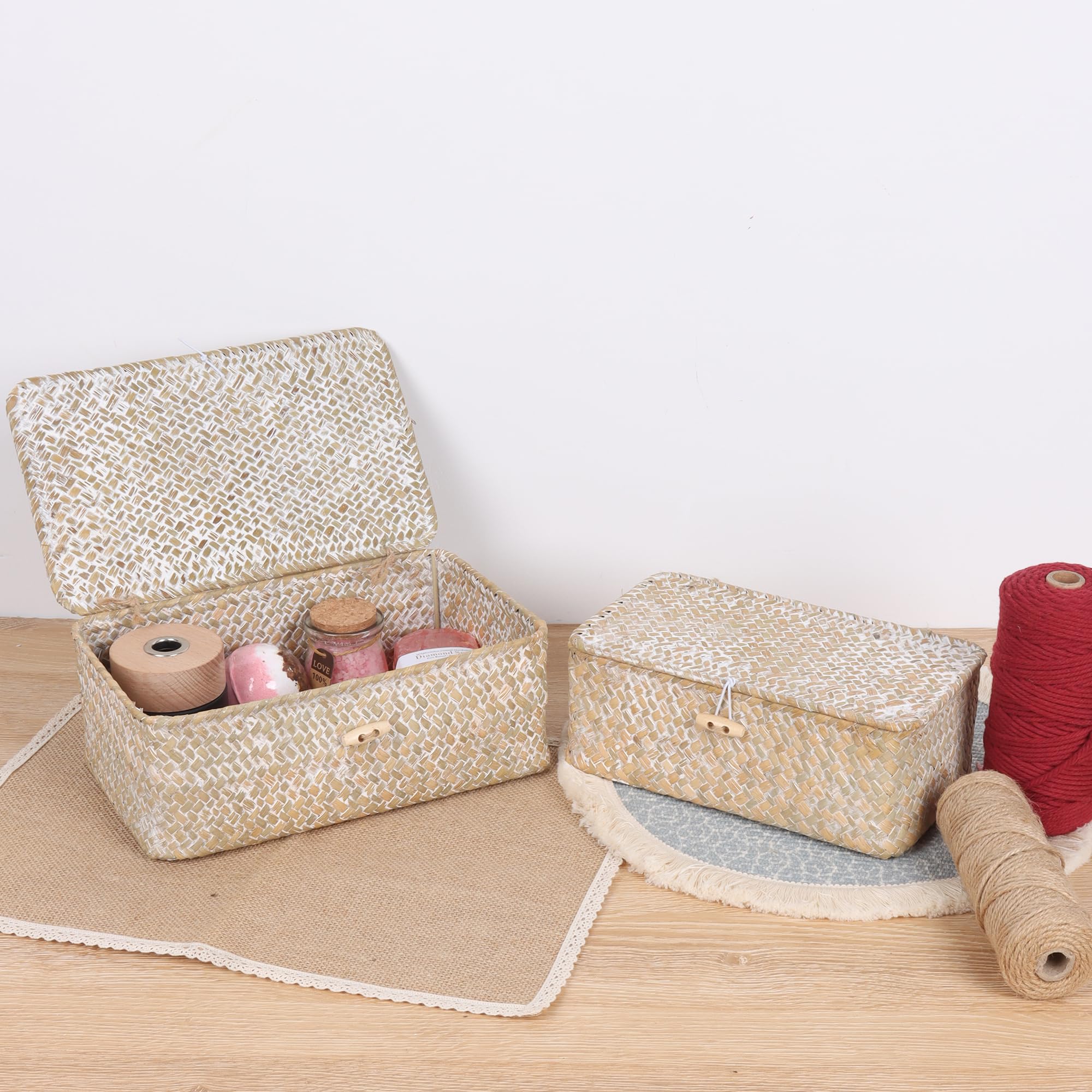 FEIALNDUO Wicker Shelf Baskets with Lid,Seagrass Storage Basket Bins Rectangular Handwoven Basket Boxes for Shelves Desktop Home Organizer (Coffee, X-Small)