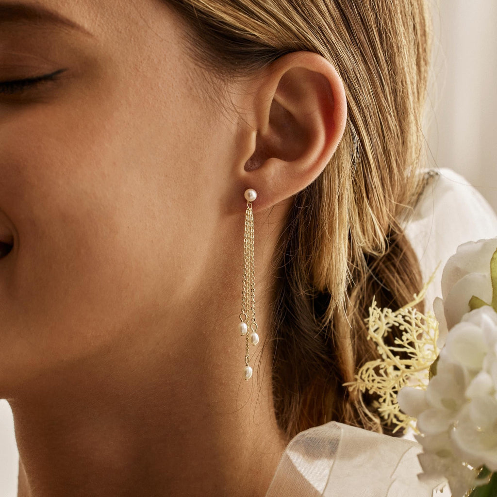 Gold Earrings for Women, 14K Gold Plated Tassel Dangle Earrings for Women Trendy Hypoallergenic Long Chain Earring Dainty Pearl Drop Earrings Elegant Wedding Earring Fashion Jewelry for Womens