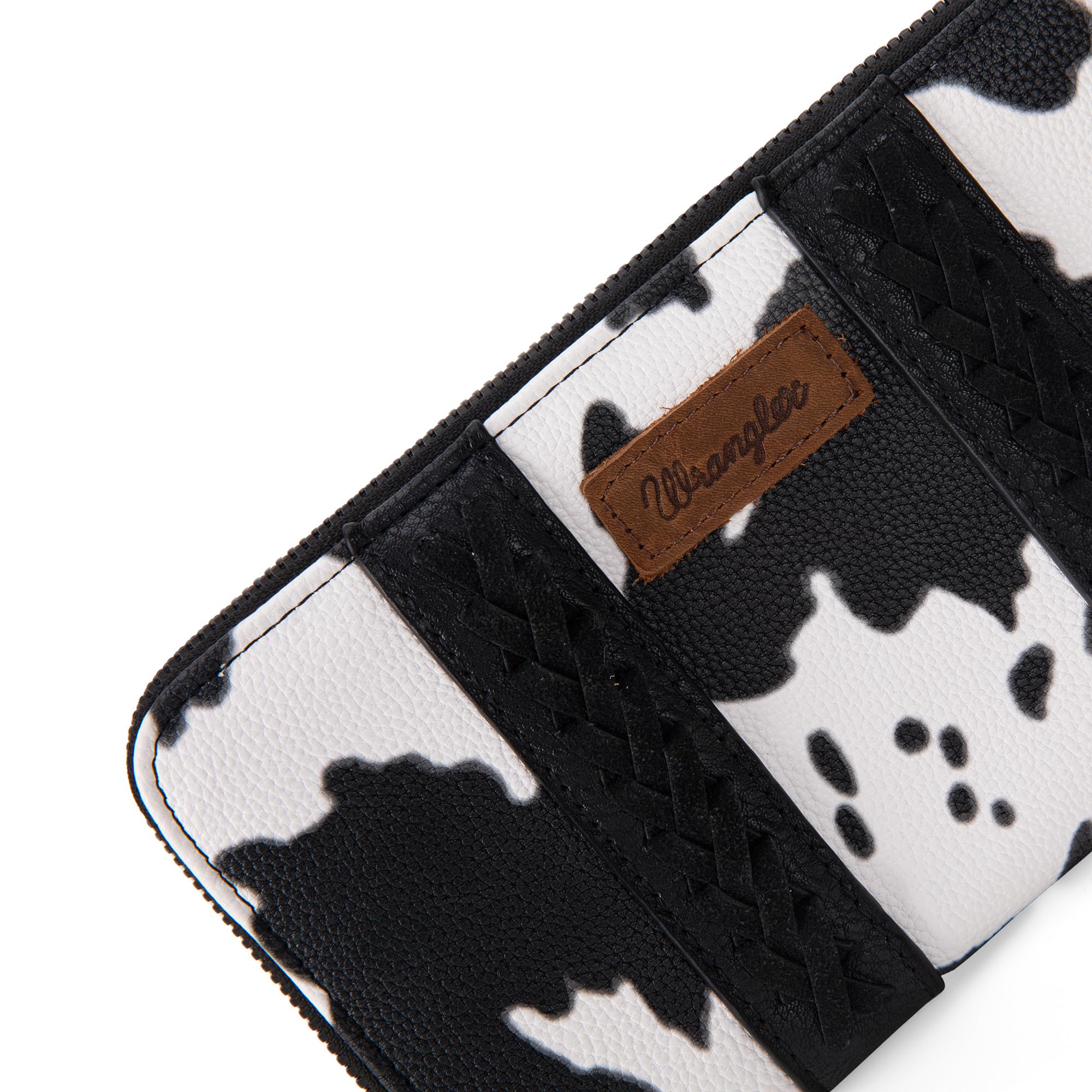 Wrangler Wallet Purse for Women Western Aztec Clutch Wristlet Wallet with Credit Card Holder