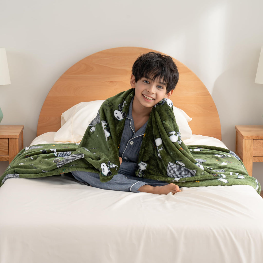 Berkshire Blanket VelvetLoft® Luxury Soft Polyester Throw Blanket, Don’t Let The Pigeon Drive The Bus, 50 x 70in(Official Mo Willems® Product)
