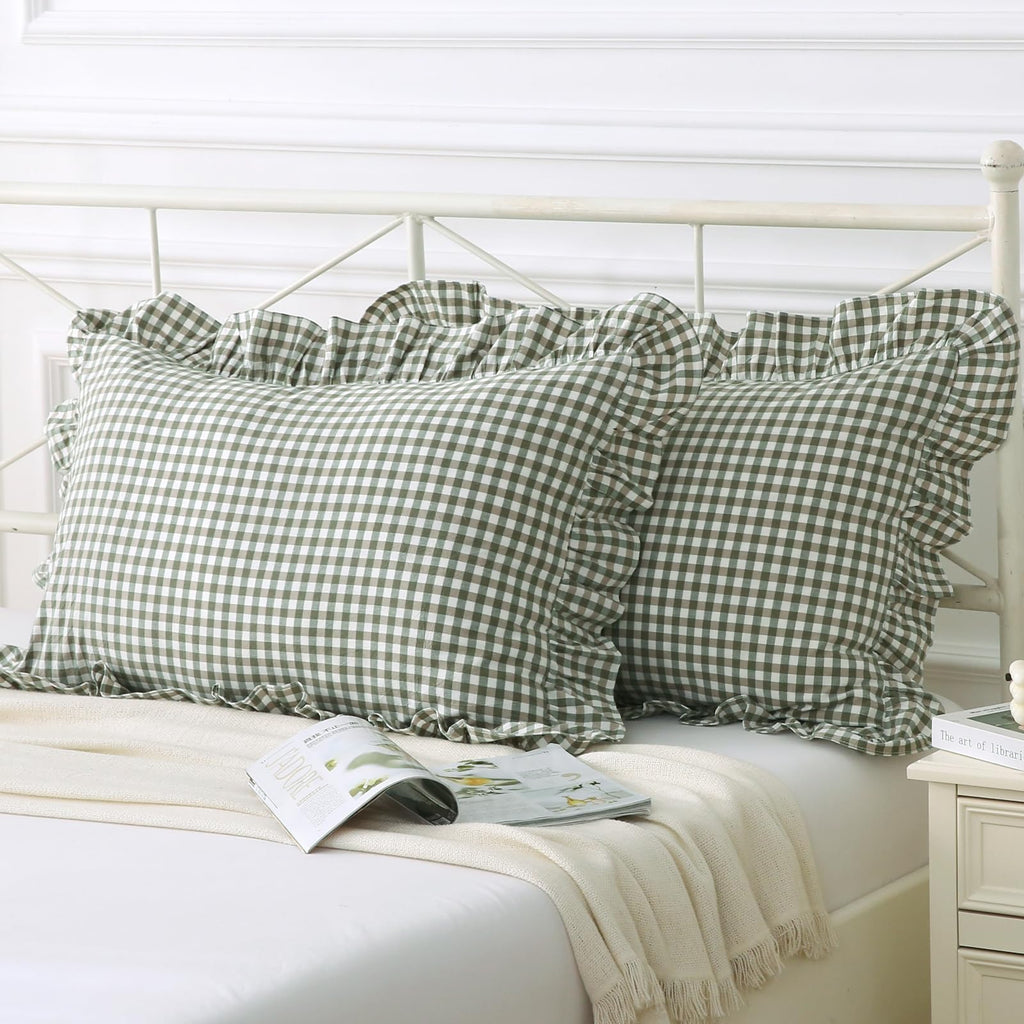 Silnuo Green/White Plaid Ruffled Queen Size Pillow Shams Set of 2,Washed Cotton Shabby Checkered Gingham Farmhouse Bed Pillow Covers 20"x30"