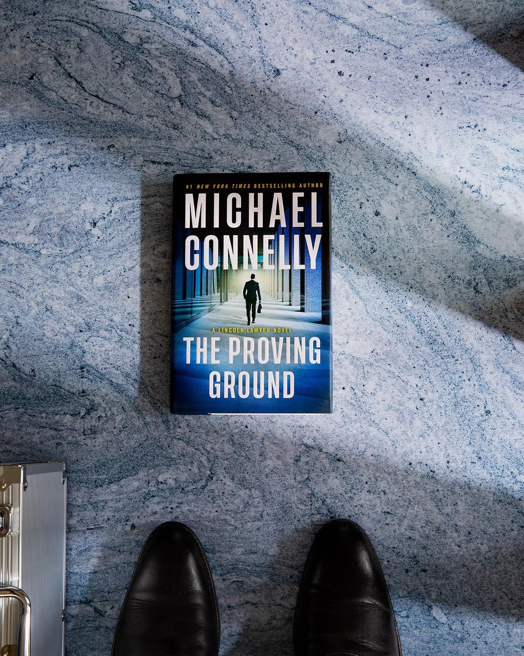 The Proving Ground: A Lincoln Lawyer Novel