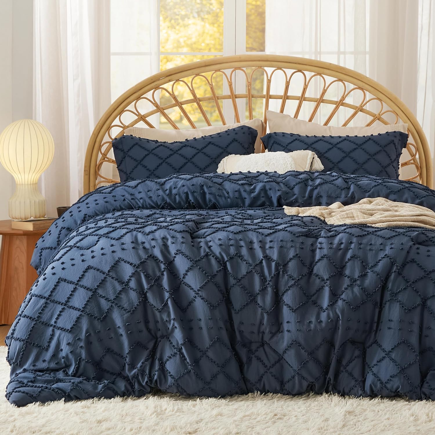Bedsure Twin Comforter Set - White Boho Twin Comforter, Distressed Vintage Dorm Bedding Set for Kids, 2 Pieces Modern Farmhouse-Style Bed Set, Includes 1 Pillow Sham