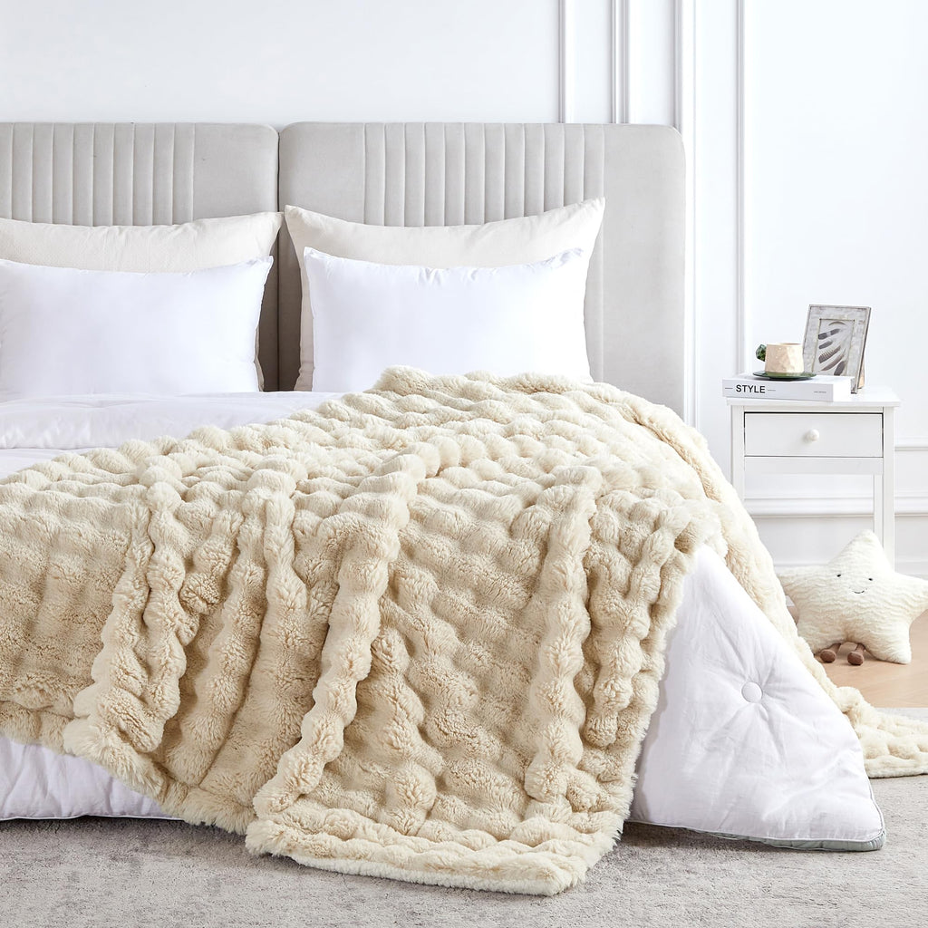 50x60 Inches Ultra-Soft Fuzzy Faux Fur Plush Throw Blanket - Thick, Warm Sherpa for Couch, Sofa, Bedroom, Camping - Decorative Blanket for Cozy Warmth, Bubble Grey
