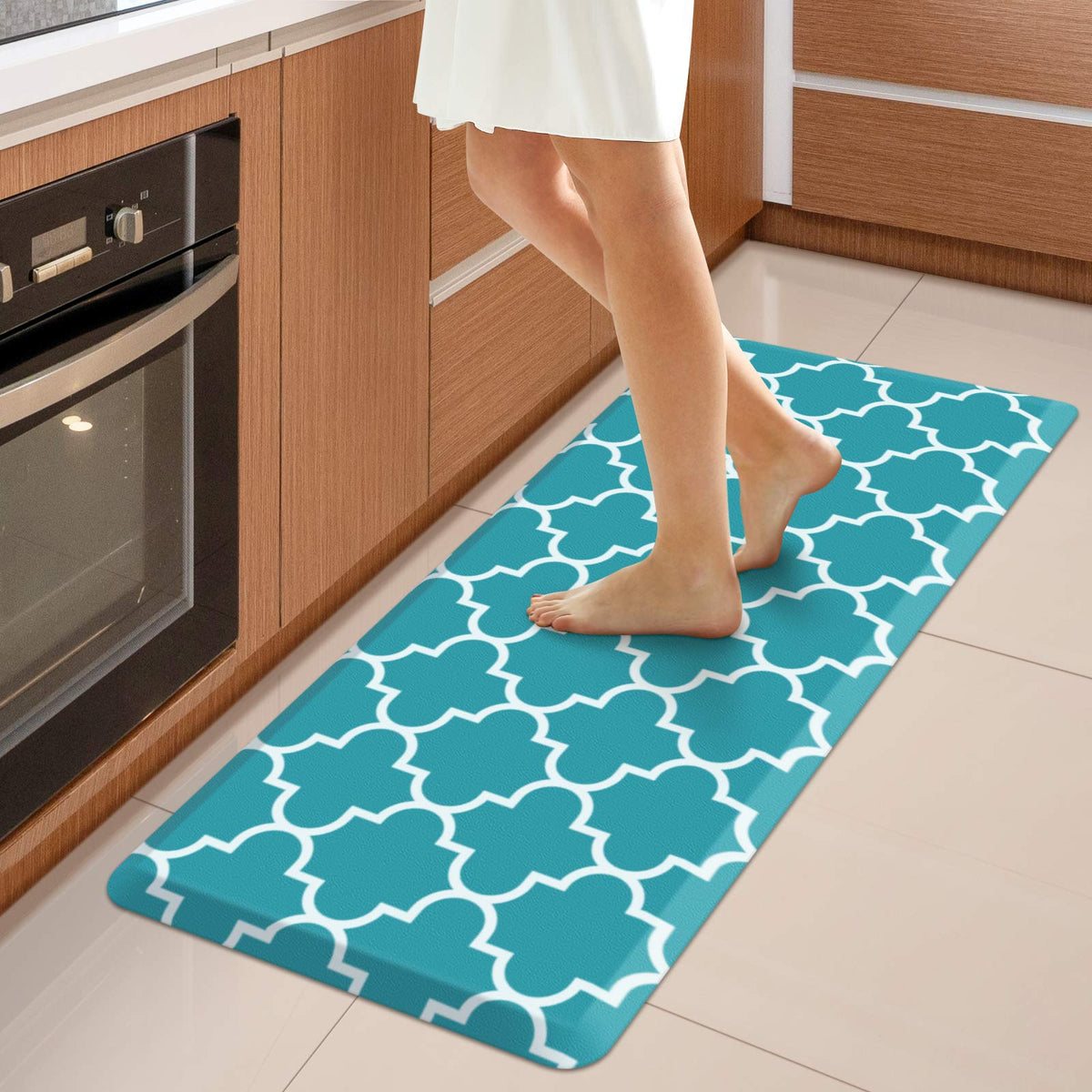 WISELIFE Anti-Fatigue Cushioned Kitchen Mat / Rug ,17.3"x 28",Non Slip Heavy Duty PVC Ergonomic Waterproof Comfort Rugs for Floor Home, Office, Sink, Laundry,Black