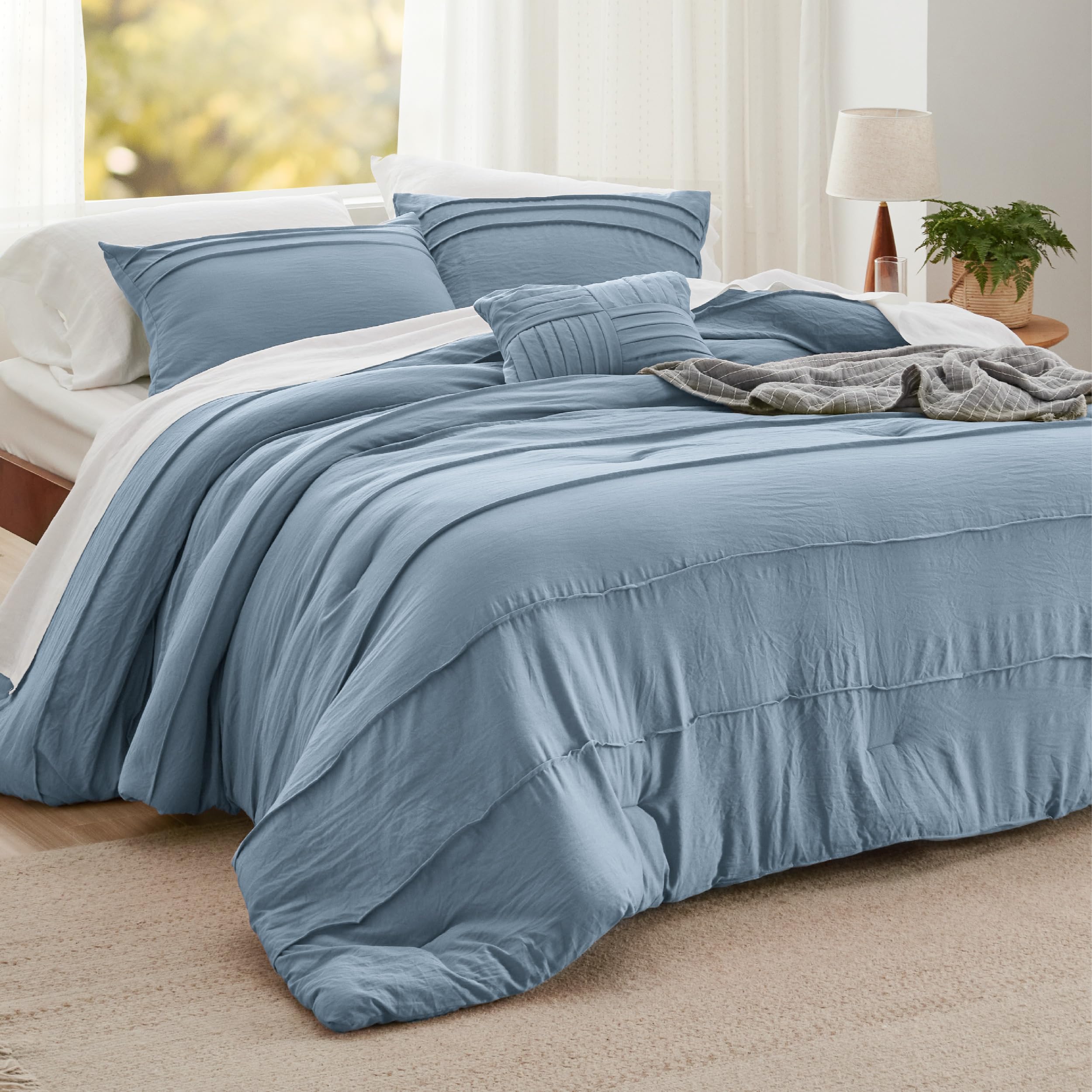 Bedsure Twin Comforter Set - 3 Pieces Pinch Pleat Bed Set, Beige Boho Bedding for All Season, 1 Soft Comforter, 1 Pillowcase, 1 Decorative Pillow