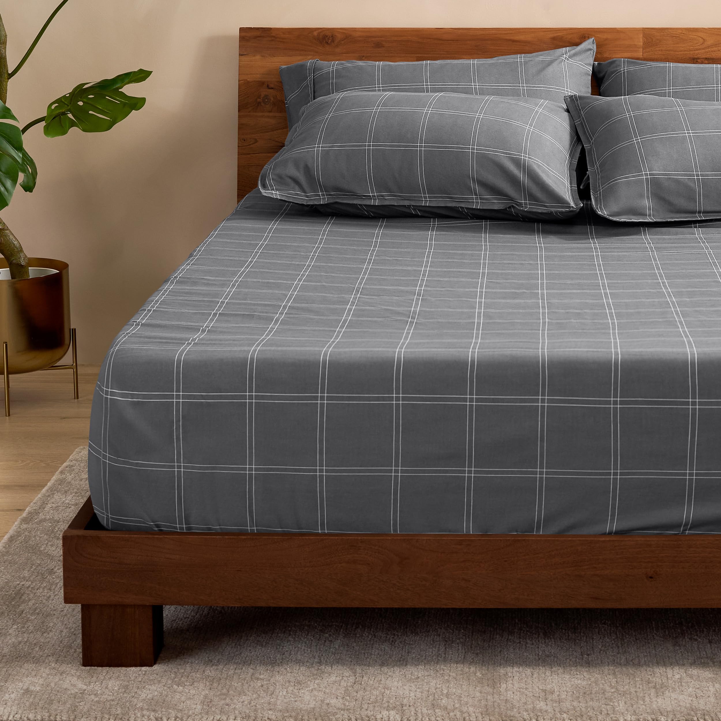 Bare Home Fitted Bottom Sheet Twin Size - Premium 1800 Ultra-Soft - Hotel Luxury - Deep Pocket - Durable and Long Lasting (Twin, White)