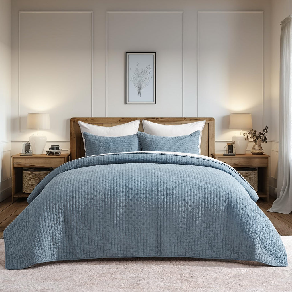 EVERGRACE Cotton Border Frame Tack-Stitch Quilt Bedding Set Queen Size, Coastal Oversized 3 Pieces Lightweight Bedspread Coverlet for All Season, with 2 Matching Shams, Blue Linen