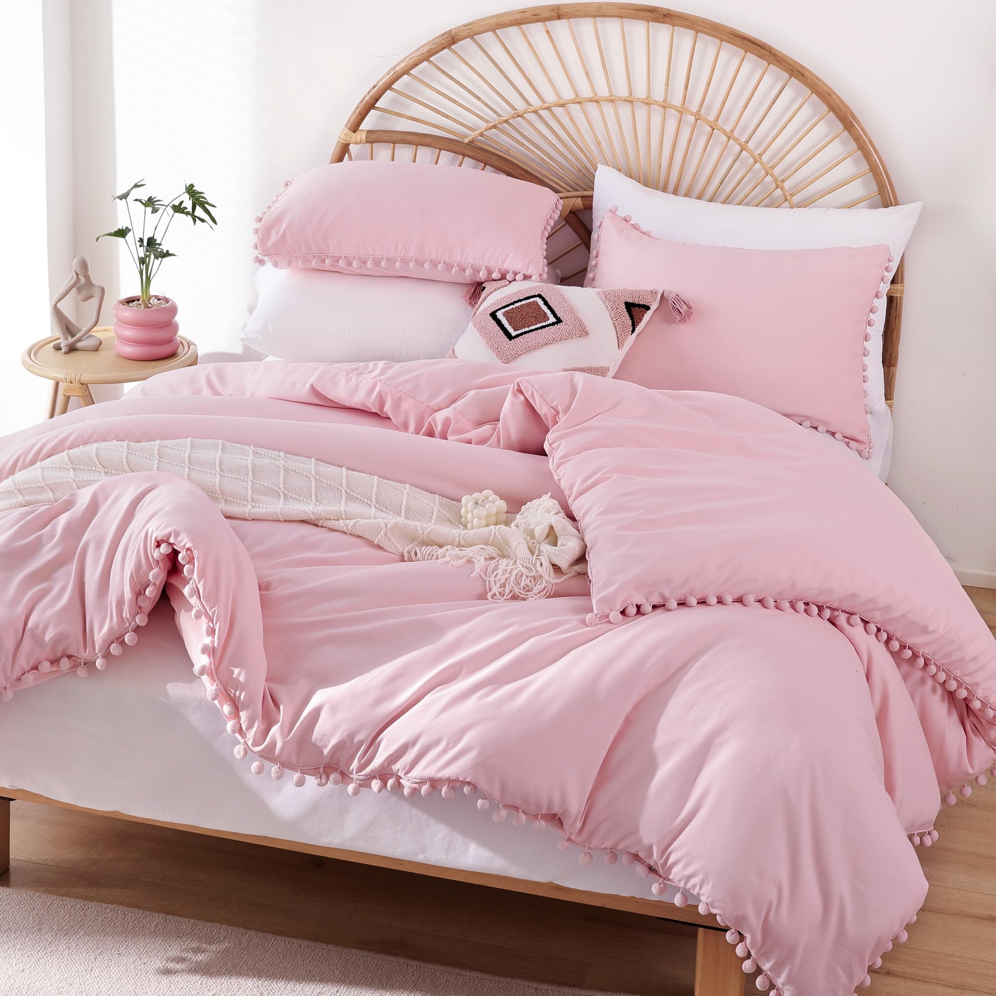 YIRDDEO Twin Comforter Set - Comforter Twin Size Bed with Ball Pom Fringe, Soft Bedding Set for All Seasons - 2 Pieces, 1 Comforter (66"x90") & 1 Pillow Sham(20"x26"), Beige