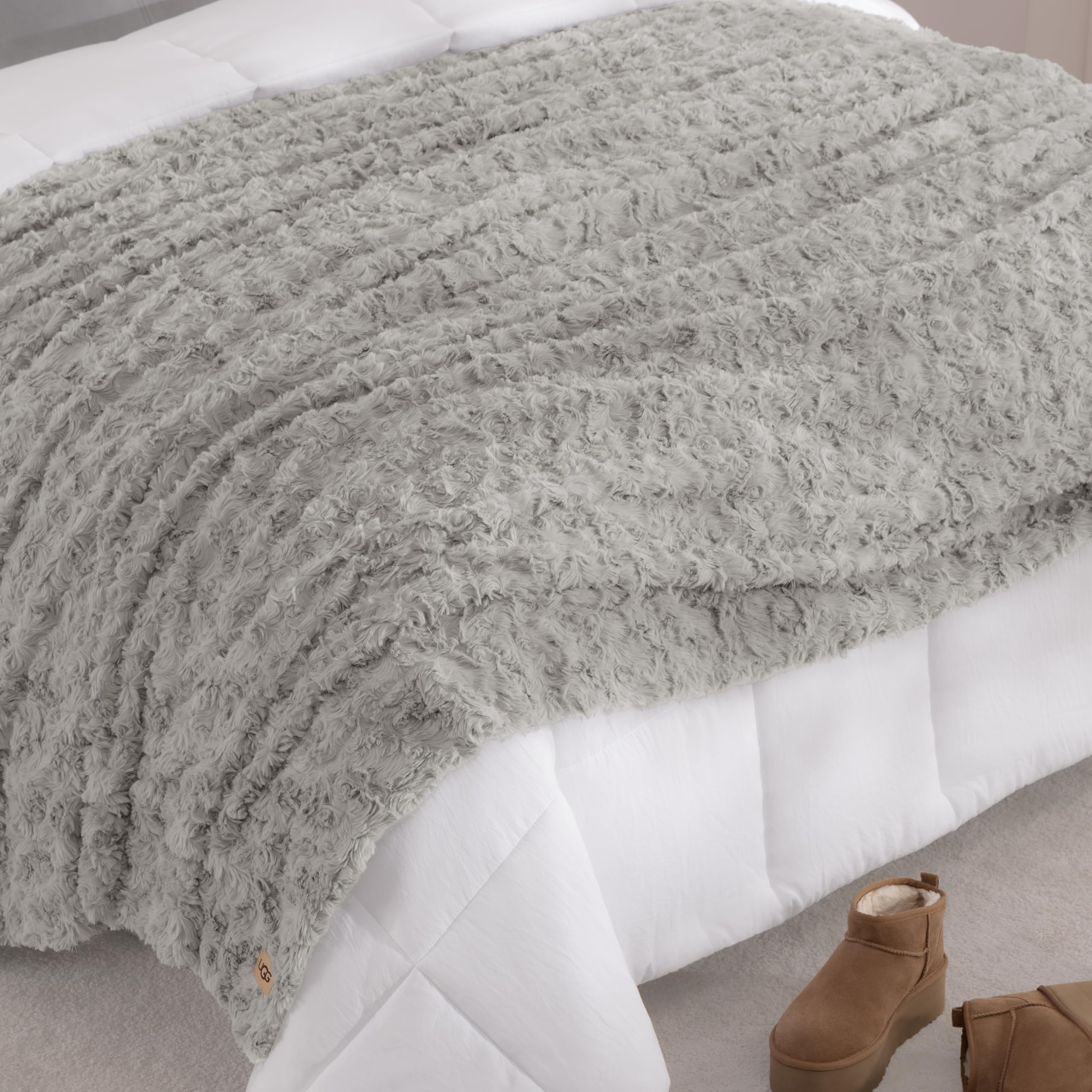 UGG Adalee Faux Fur Twin Size Blanket, Warm Cozy Blanket, Extra Large Throw for Sofa, Washable Bedding for Twin XL Size Bed, Cute Room Decor, 66" x 90", Oyster Brown