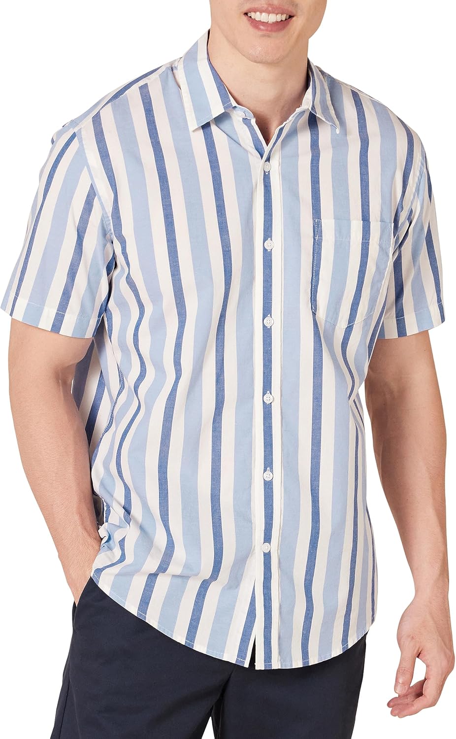 Amazon Essentials Men's Regular-Fit Short-Sleeve Poplin Shirt
