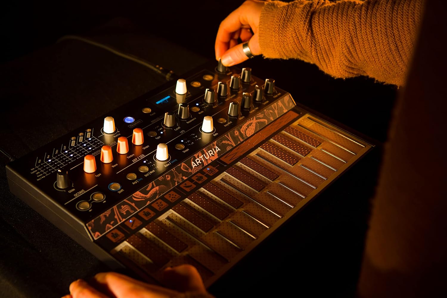 Arturia - MicroFreak Synthesizer Keyboard - 25-Key Hybrid Synth with PCB Keyboard, Wavetable & Digital Oscillators, Analog Filters