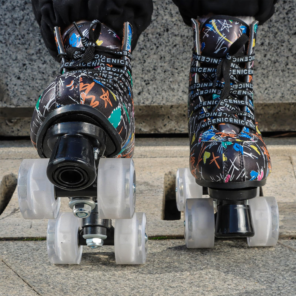 Roller Skates for Men and Women, Black Derby Roller Skates with 4 Shiny Wheel, Classic Double-Row Roller Skates for Indoor and Outdoor