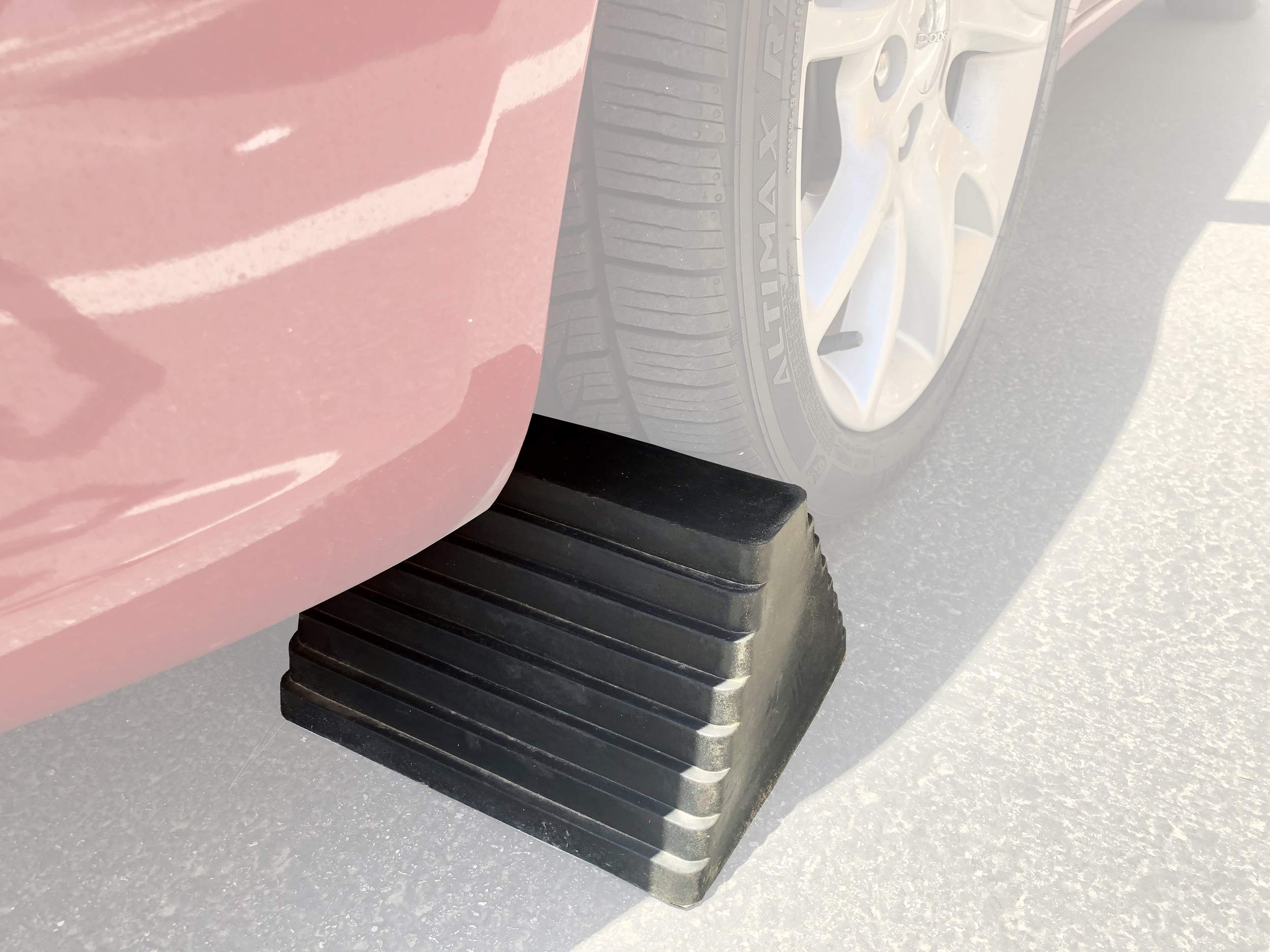 MaxxHaul 70073 Solid Rubber Heavy Duty Wheel Chock with Eyebolt (Pack of 2)