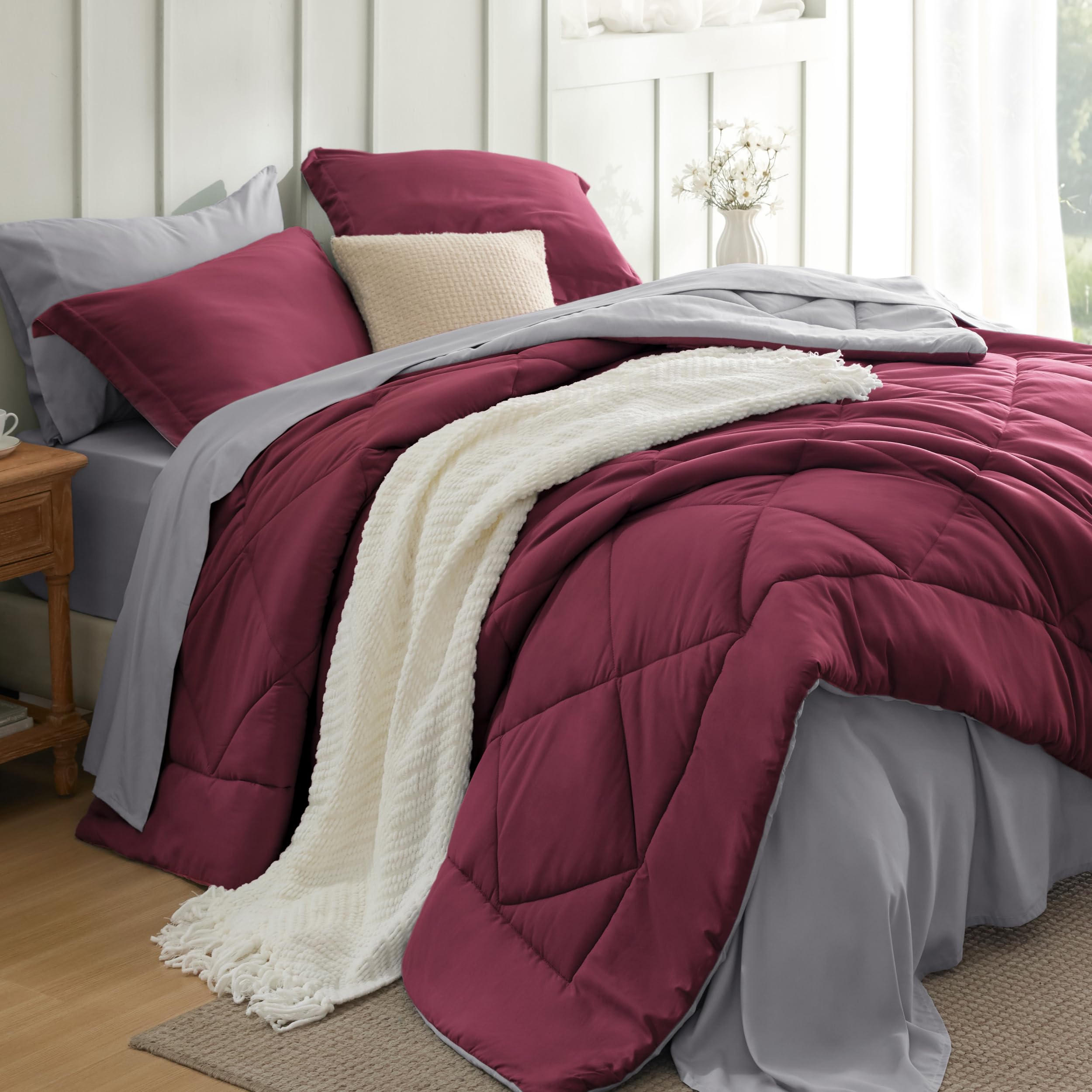 Bedsure Twin Comforter Set - 5 Pieces Reversible Grey Bedding, Twin Size Bed Set for All Seasons, Bed in a Bag with Down Alternative Comforter, Sheets, Pillowcase & Sham